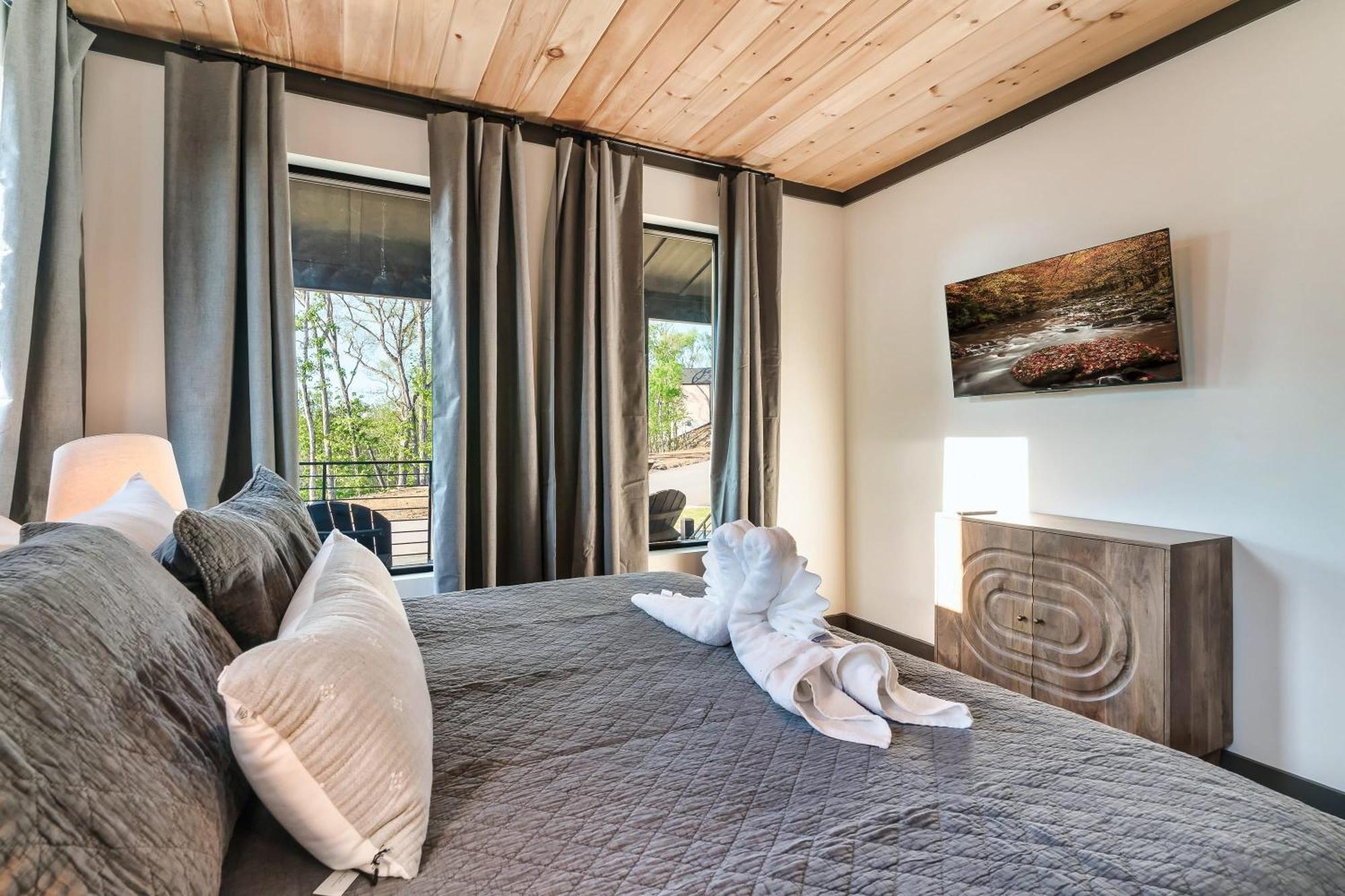 Halle Beary By Avantstay Indoor Pool Hot Tub Sunset Views Сивиървил Екстериор снимка